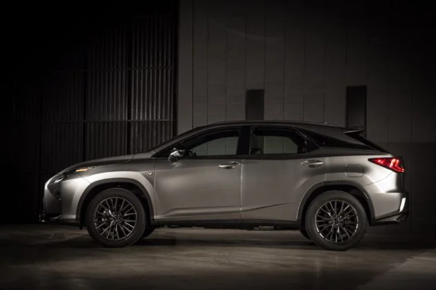 Lexus lança nova geração do RX 350 por R$ 337 mil 1