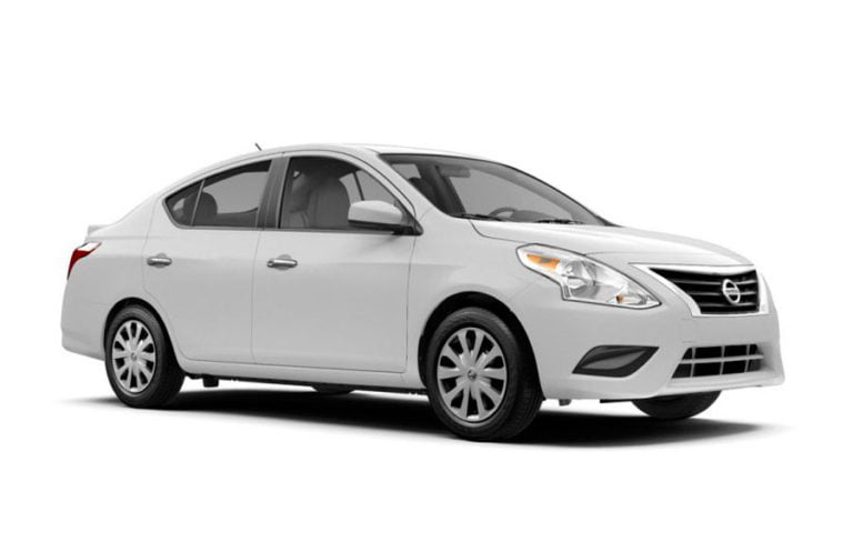 Nissan Versa 2017 chega aos EUA com novidades a partir de US$ 11.990