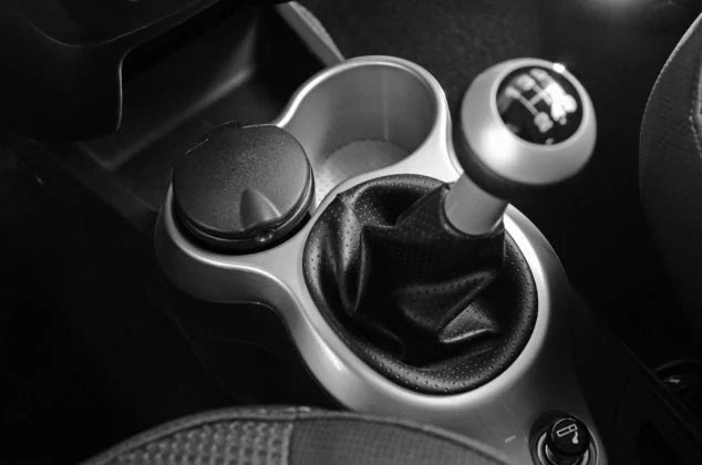 New QQ nacional chega para ser o carro mais barato do Brasil 14