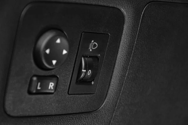 New QQ nacional chega para ser o carro mais barato do Brasil 16