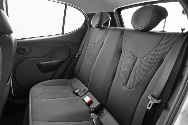 New QQ nacional chega para ser o carro mais barato do Brasil 20