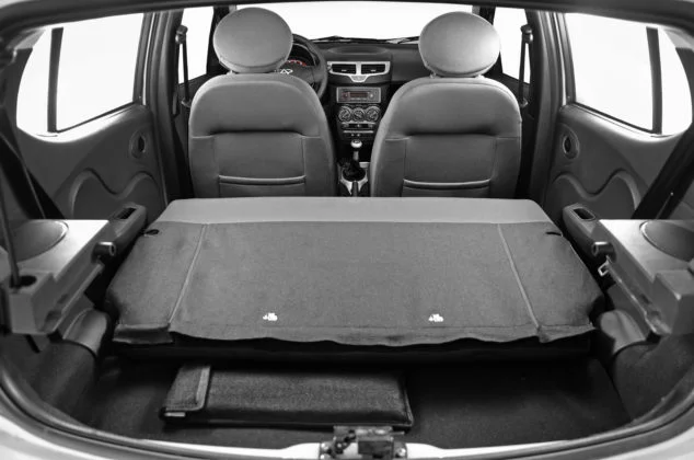 New QQ nacional chega para ser o carro mais barato do Brasil 22