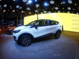 Renault apresenta Koleos Kwid e Captur no Salão do Automóvel