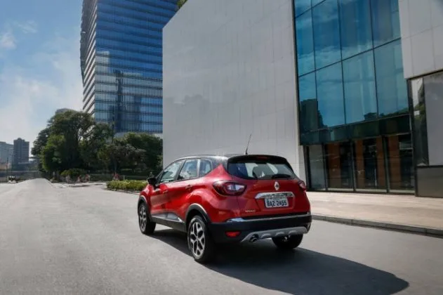Renault Captur nacional chega com preço a partir de R$ 78.900 19