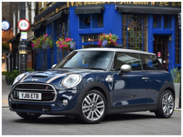 Mini Seven chega ao Brasil por R$ 149.950