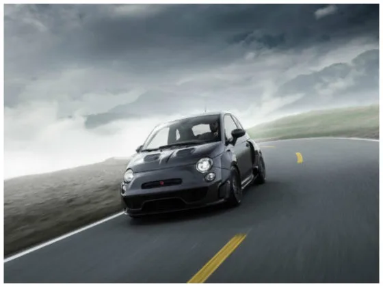 Um Fiat 500 Abarth com mais de 400 cv! 1