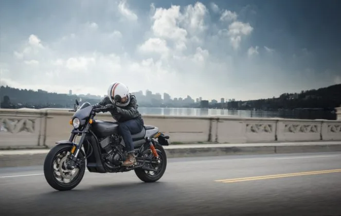 Harley-Davidson anuncia Street Rod 750 9