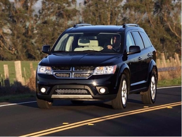 Fiat Freemont e Dodge Journey são convocados para recall no Brasil