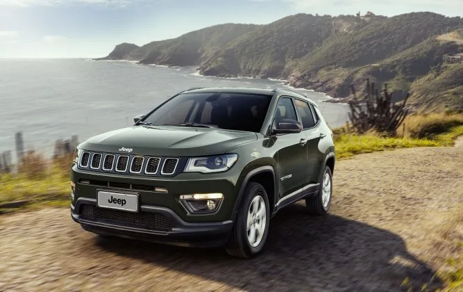 Jeep Compass ganha versão flex 4X4 por R$ 117.990 15