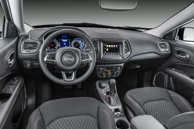 Jeep Compass ganha versão flex 4X4 por R$ 117.990 13
