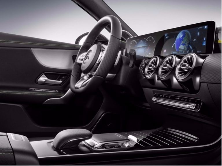 Mercedes-Benz divulga interior do novo Classe A