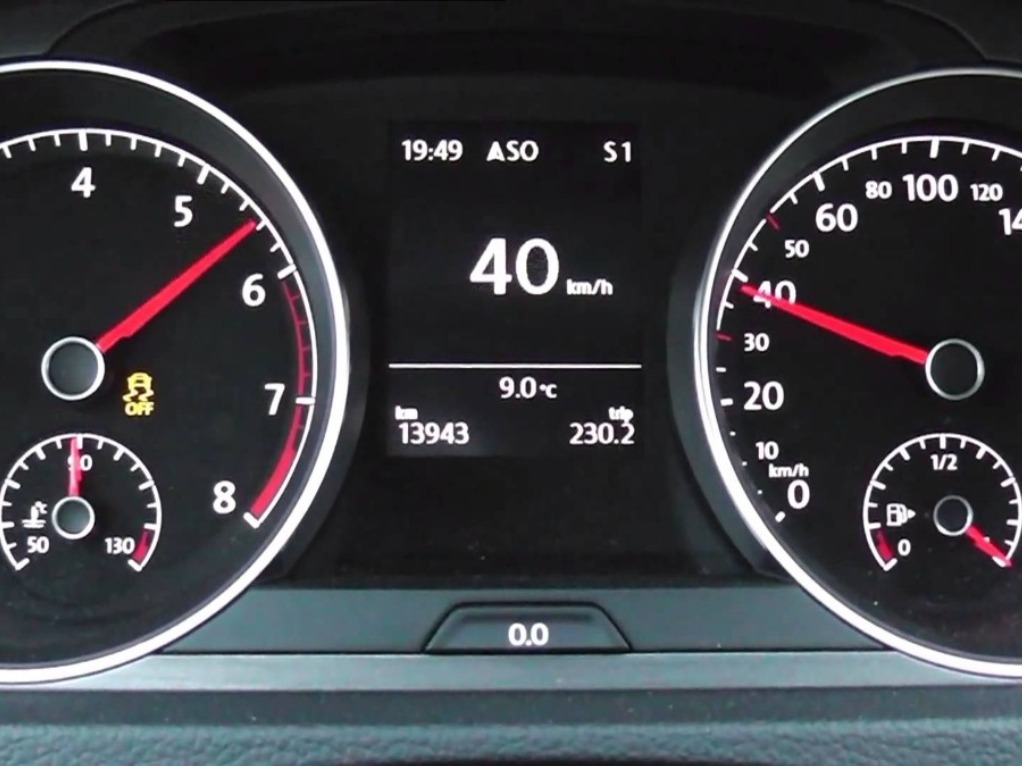 Teste de arrancada: Volkswagen Polo TSI 2018 vs Up! TSI vs Golf TSI 34