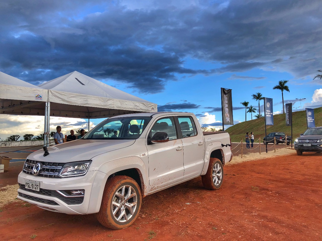 Teste Drive Volkswagen Amarok V6 2018 em pista off-road 18