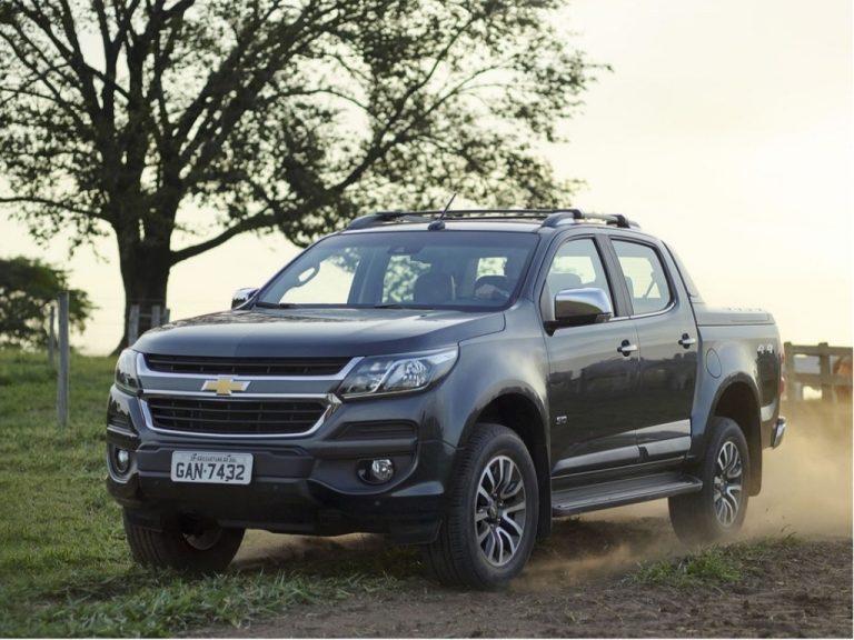 Chevrolet S10 ganha mais itens de segurança de série na linha 2019