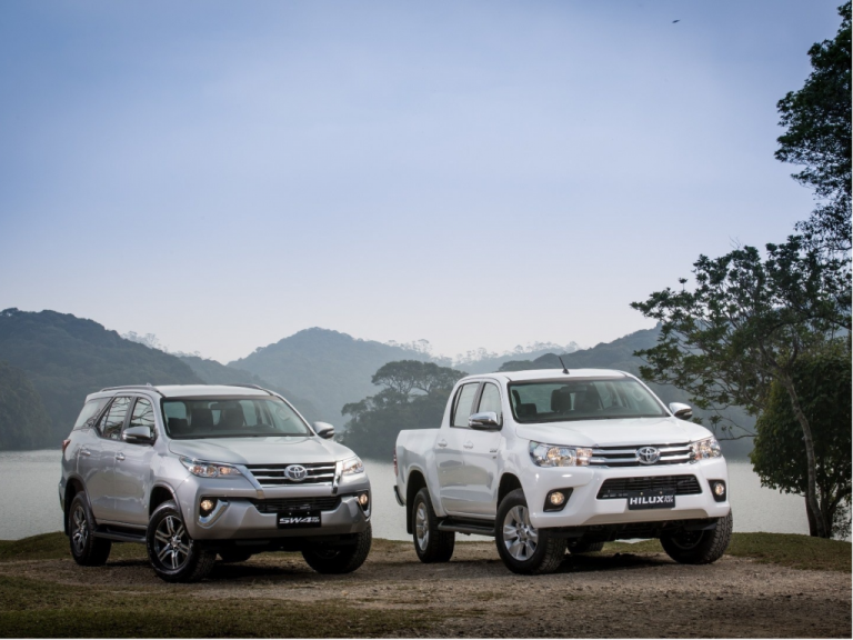 Toyota convoca Hilux e SW4 para recall por falha em airbags