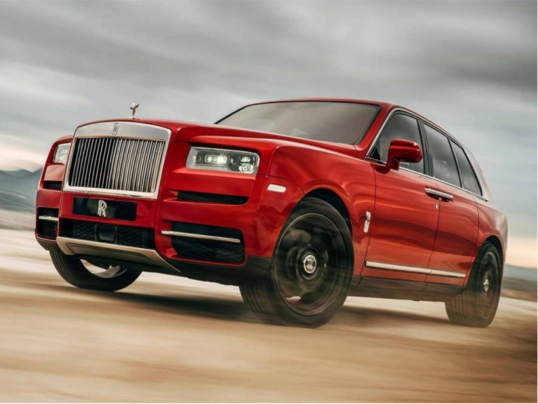 Rolls-Royce revela seu primeiro SUV Cullinan