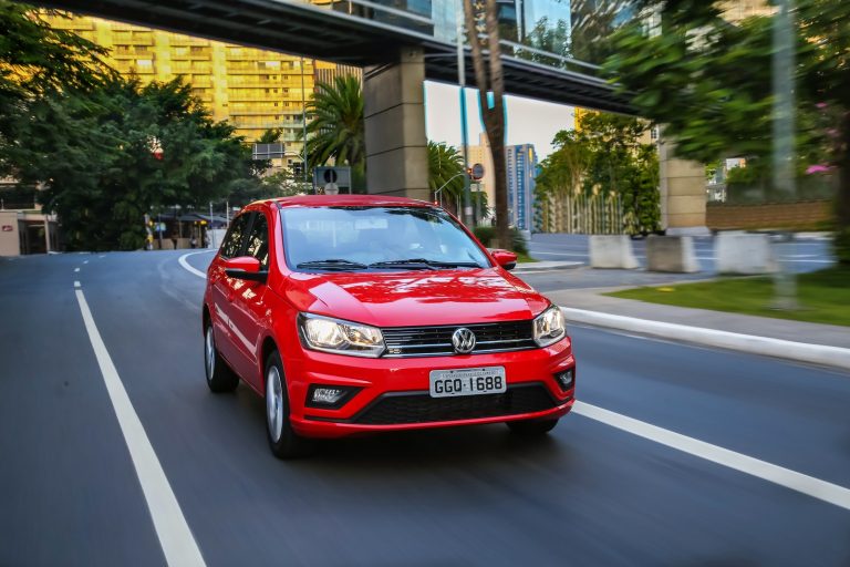 Volkswagen Gol e Voyage ganham câmbio automático; confira