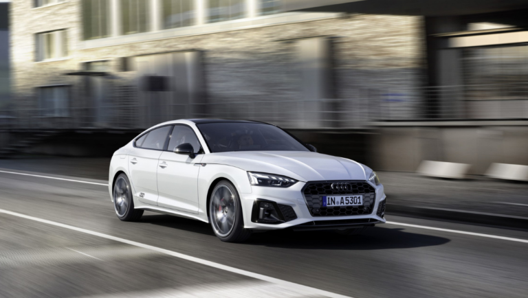 Audi apresenta novos A4 Sedan e A5 Sportback 2022