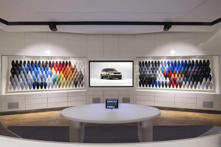 Range Rover lança serviço de personalização de luxo sob medida no Brasil