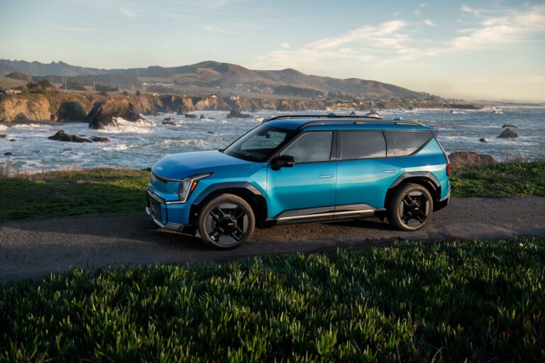 Kia EV9 conquista o prêmio Carro Mundial Feminino do Ano de 2024