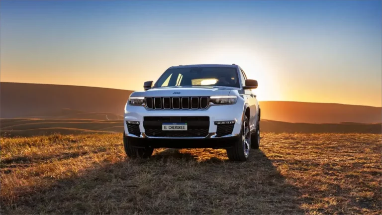 Jeep Grand Cherokee 2024: O SUV de Luxo Que Domina Qualquer Terreno