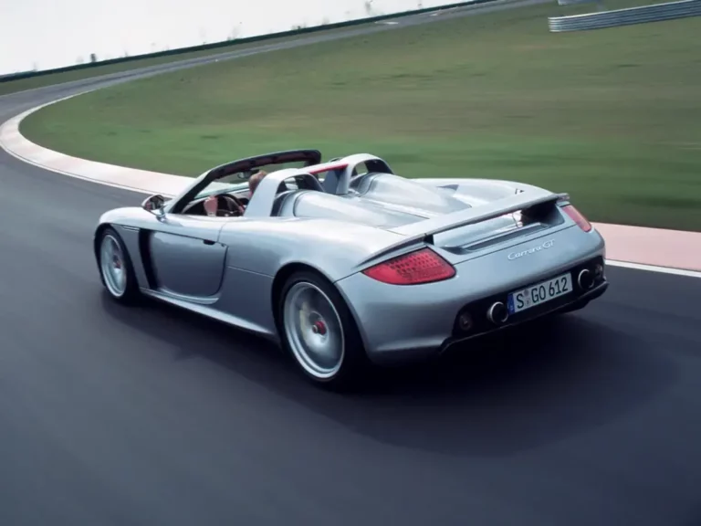 Porsche Carrera GT: O Ícone Alemão que Redefiniu os Superesportivos