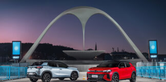 É a primeira vez que uma marca revela um automóvel durante o Carnaval do Rio de Janeiro