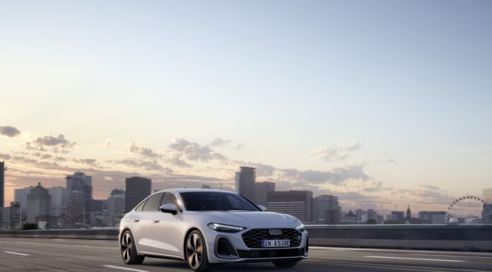 Novo Audi A5 2025 chega ao Brasil com visual renovado, motor de 272 cv e tração quattro de série.