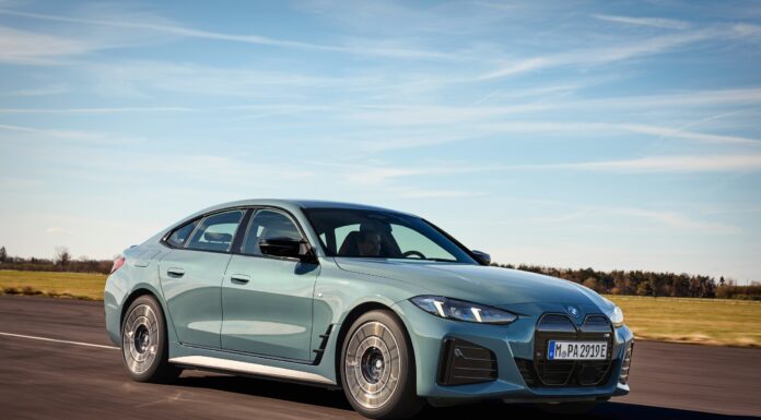 BMW i4 está disponível nas versões eDrive40 e M50