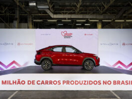 Citroën Basalt Shine foi o modelo escolhido para ser o carro de número 1.000.000 da marca a sair na linha de produção no Rio de Janeiro