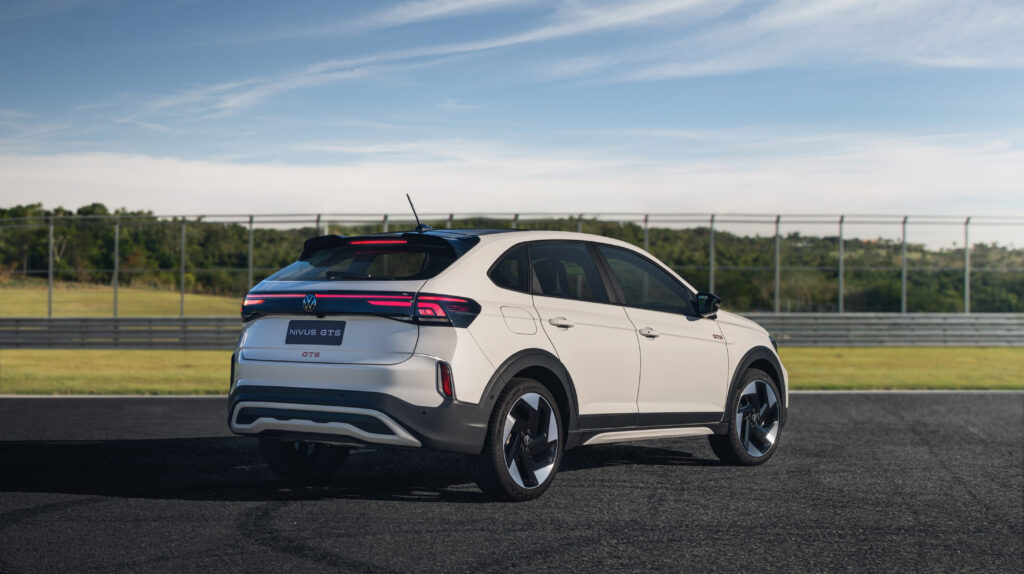 Volkswagen lança Novo Nivus GTS por R$ 174.900 2 Pela primeira vez, um SUVW vai ostentar a sigla GTS, linha tradicional de esportivos brasileiros.