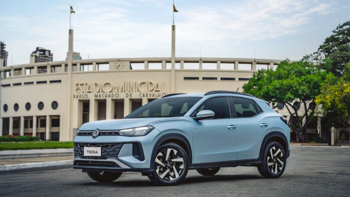 VW-Tera VW Tera teve suas vendas abertas na noite de ontem (5/6) nas 472 concessionárias da Volkswagen no Brasil.