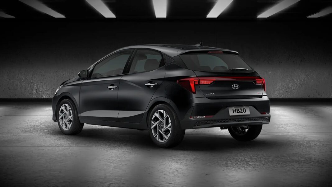 Hyundai divulgou descontos para a linha HB20 e HB20S que podem chegar em até R$ 12.000