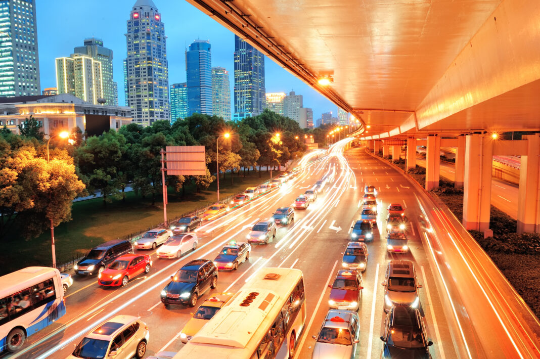 Carros mais econômicos para rodar na cidade em 2025