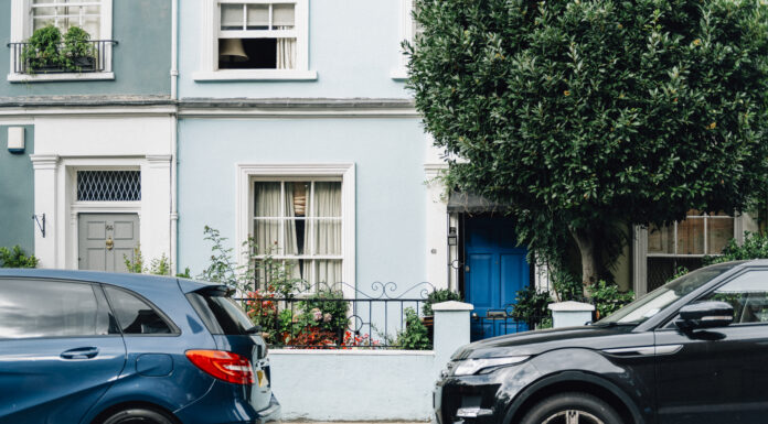 6 cuidados para guardar o carro na garagem durante as festas de fim de ano