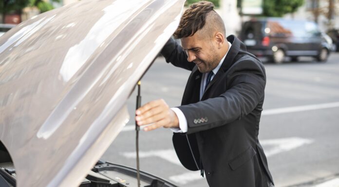 Checklist de fim de ano: o que revisar no carro antes de pegar estrada
