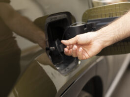 Como economizar combustível nas viagens de fim de ano (sem truques mirabolantes) Como economizar combustível